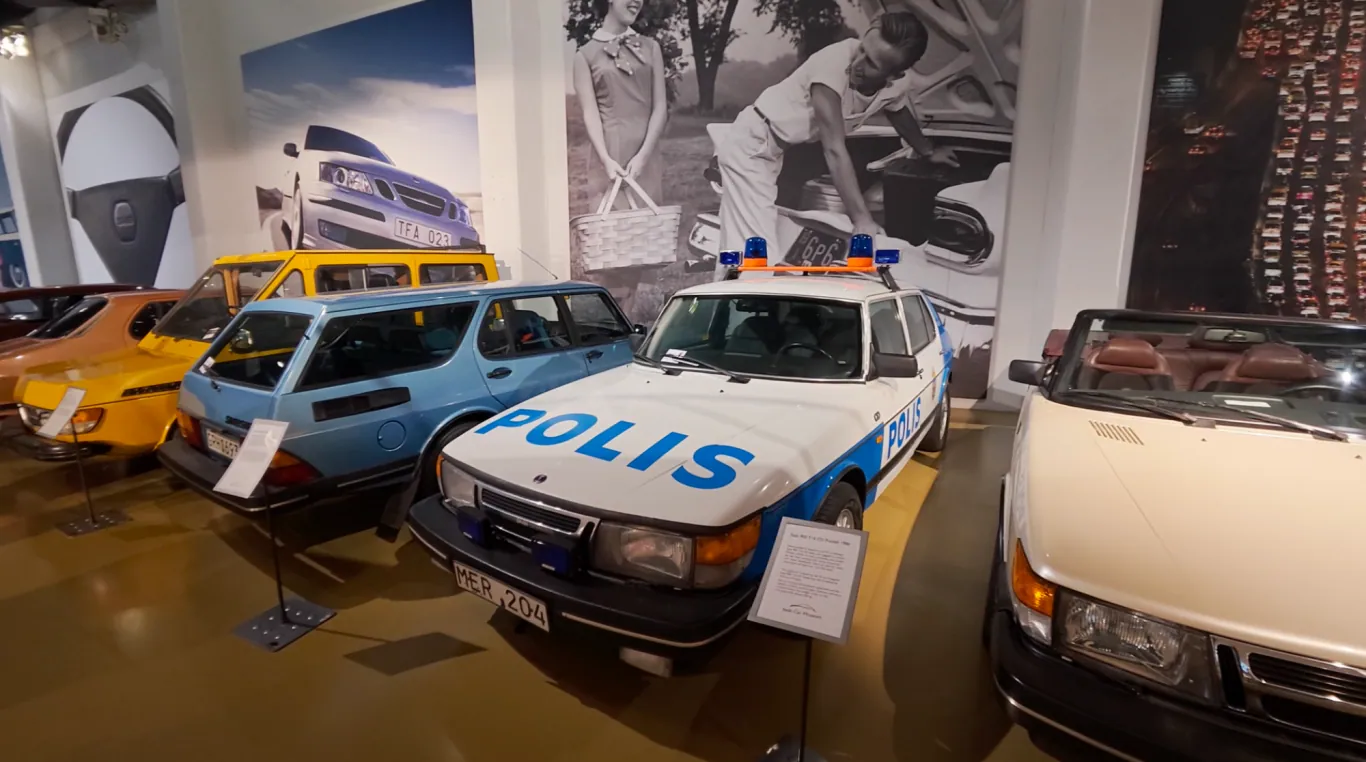 Saab 900 Polizeiauto